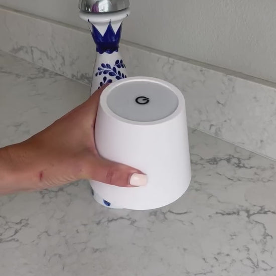Transformez vos bouteilles en lampe design et sublimez votre espace